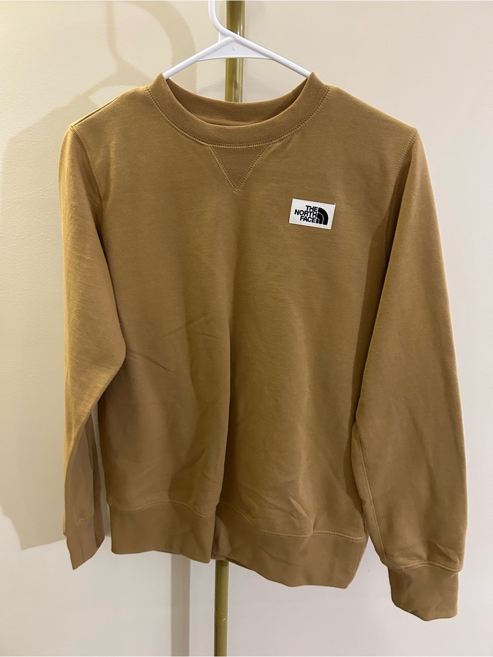 The North Face Men's Crewneck Sweatshirt in Caramel Brown
